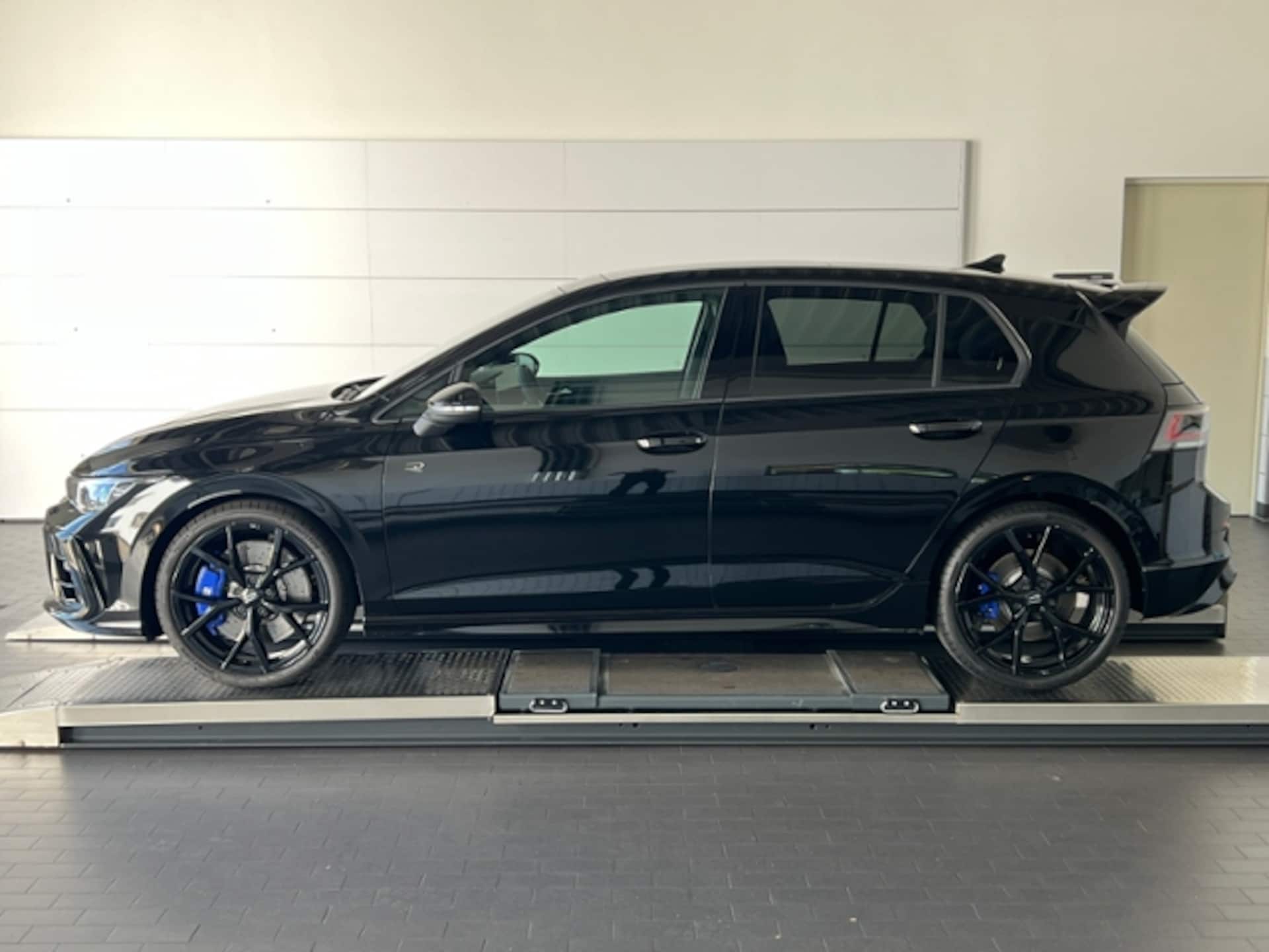 Volkswagen Golf R