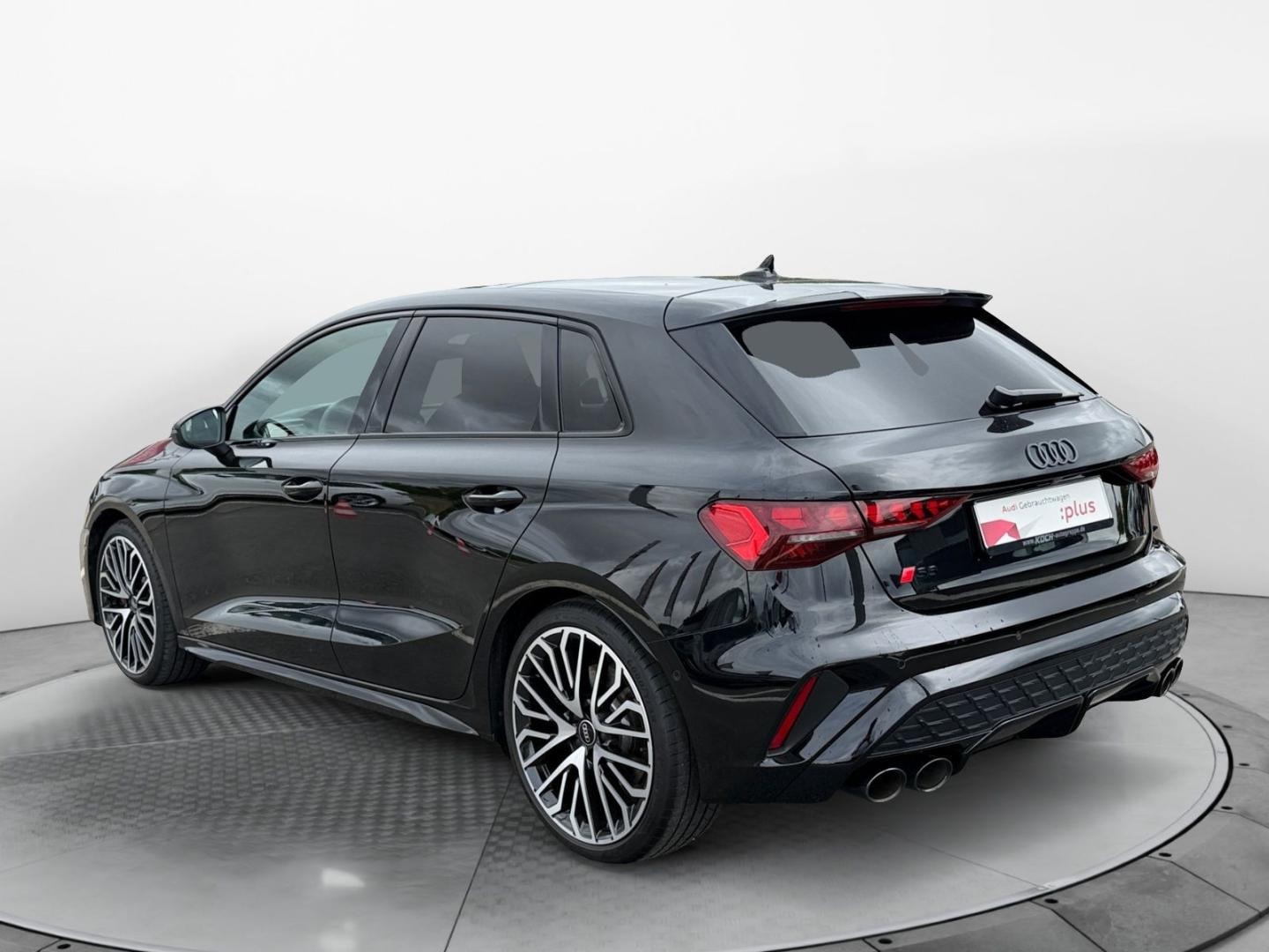 Bild über Audi S3 Sportback TFSI quattro S tronic - für weitere Informationen kontaktieren Sie den Audi Partner
