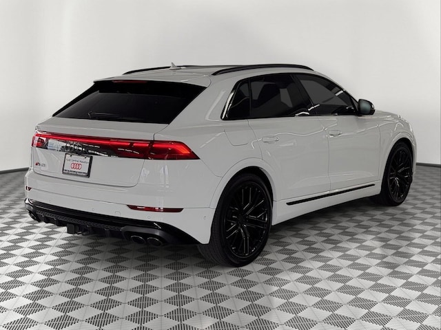 2026 Audi SQ8 Premium Plus - Photo 9