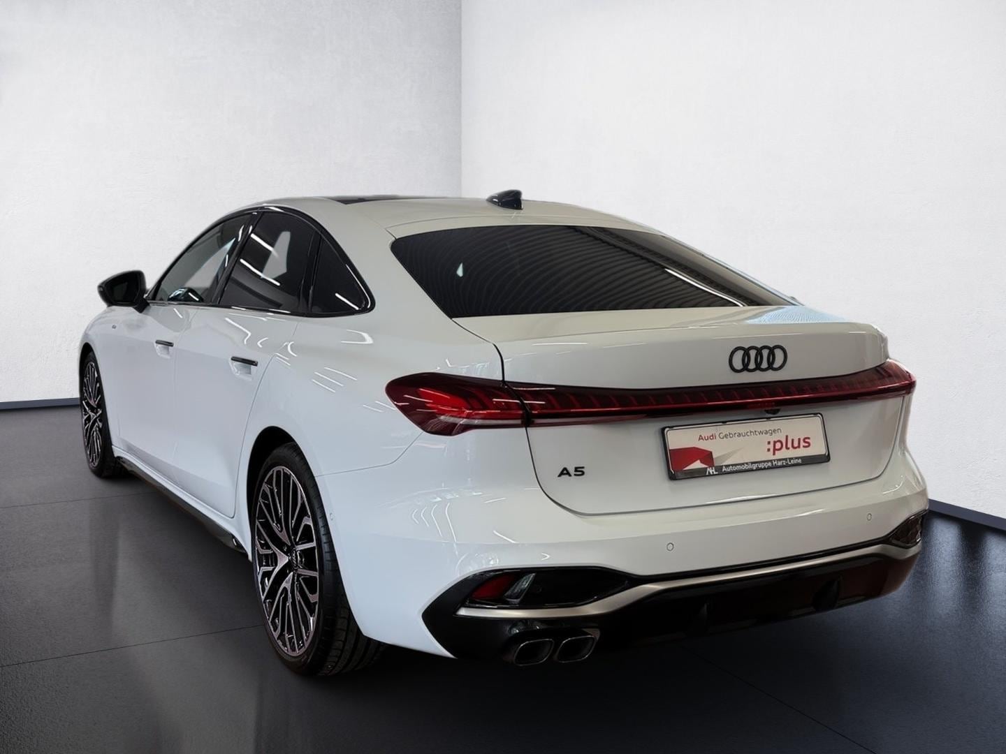 Bild über Audi A5 Limousine TDI 150 kW S tronic - für weitere Informationen kontaktieren Sie den Audi Partner