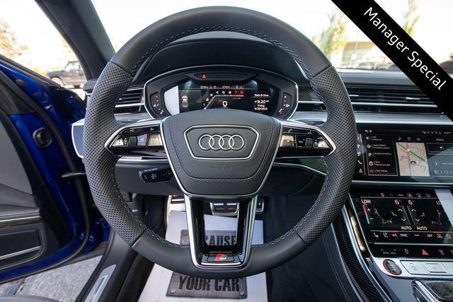 2025 Audi S8 Base - Photo 13