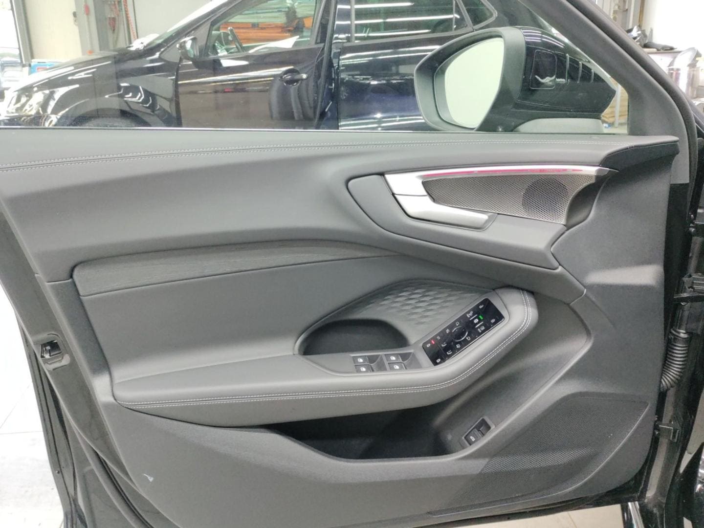 Bild über Audi A5 Avant TFSI quattro S tronic - für weitere Informationen kontaktieren Sie den Audi Partner