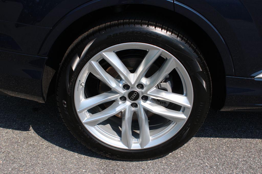 2025 Audi Q7 Premium Plus - Photo 39