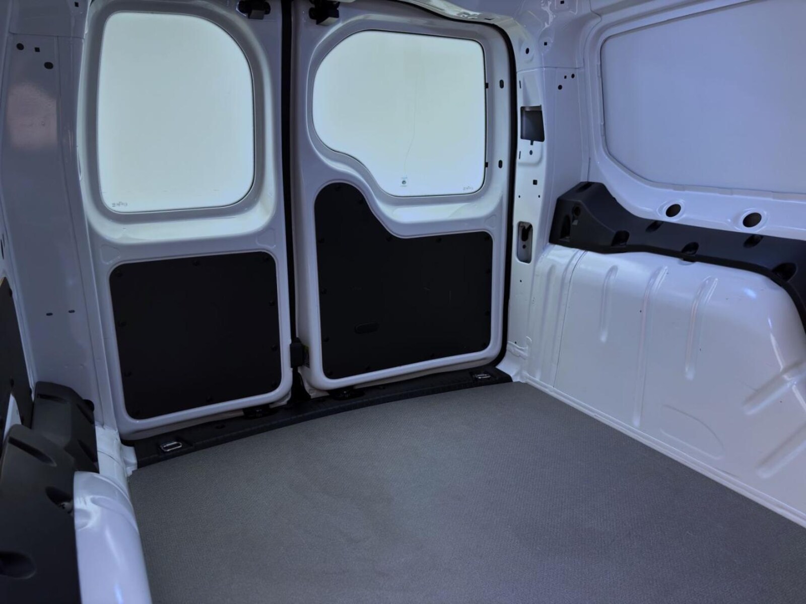 Volkswagen Caddy Maxi Cargo – Bild 19
