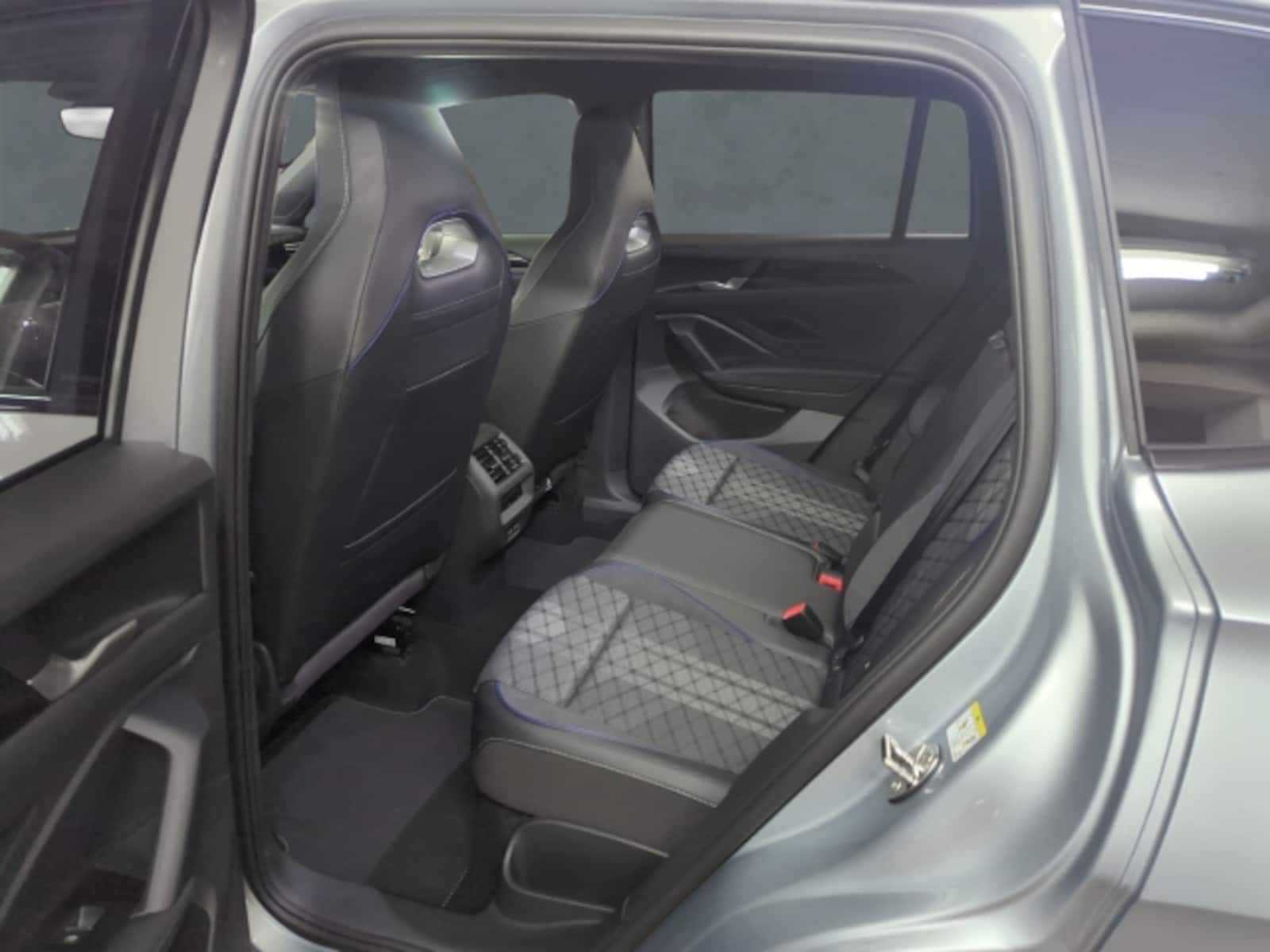 Volkswagen Tiguan – Bild 6