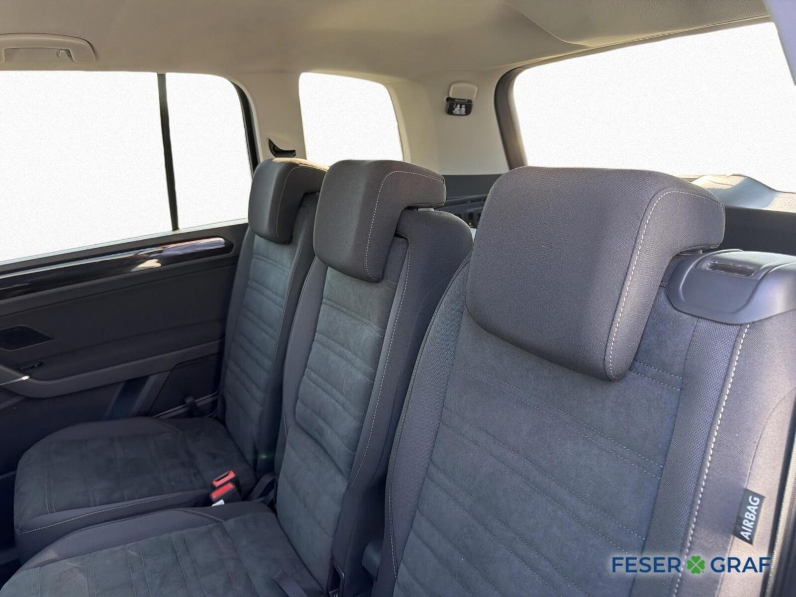 Volkswagen Touran – Bild 14