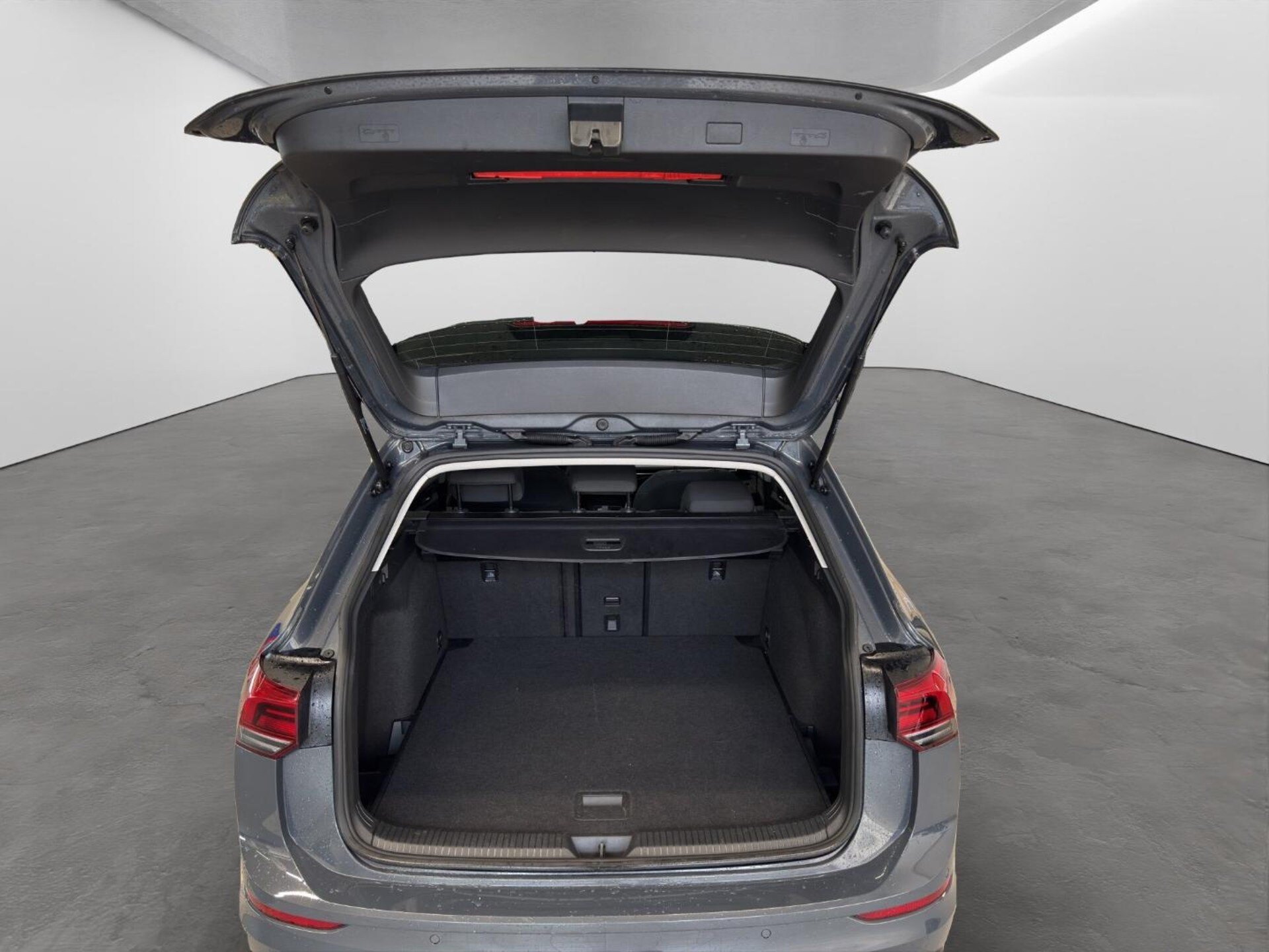 Volkswagen Golf Variant Life