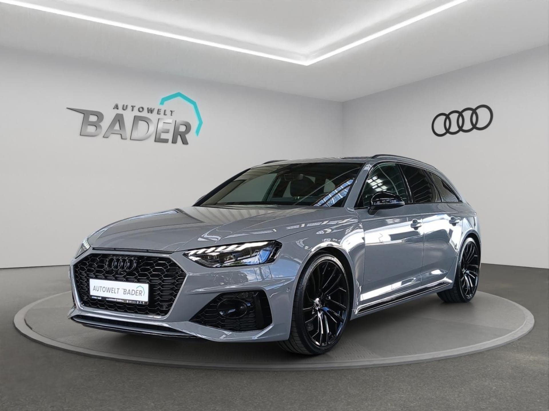Audi RS 4 Avant 2022