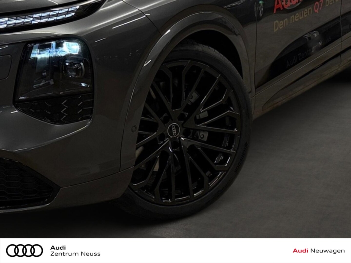 Bild über Audi Q7 SUV TDI quattro 220 kW tiptronic - für weitere Informationen kontaktieren Sie den Audi Partner