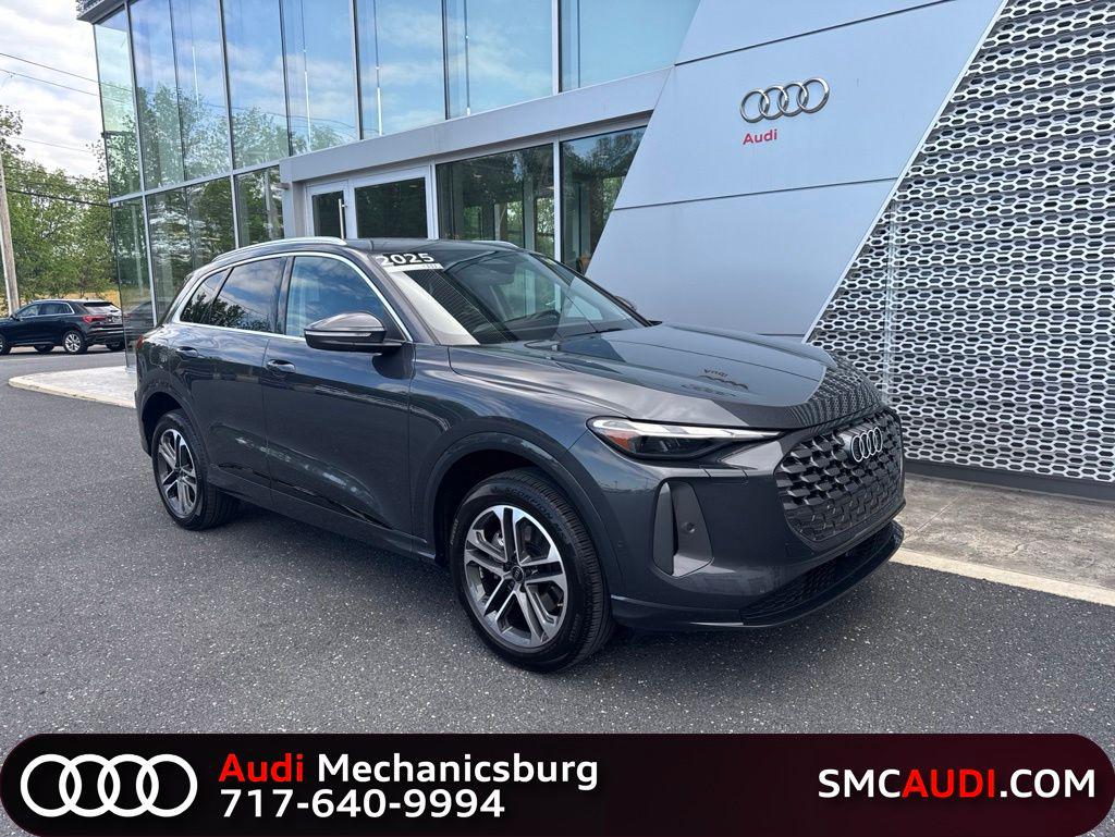 2025 Audi Q5 40 Premium's photo