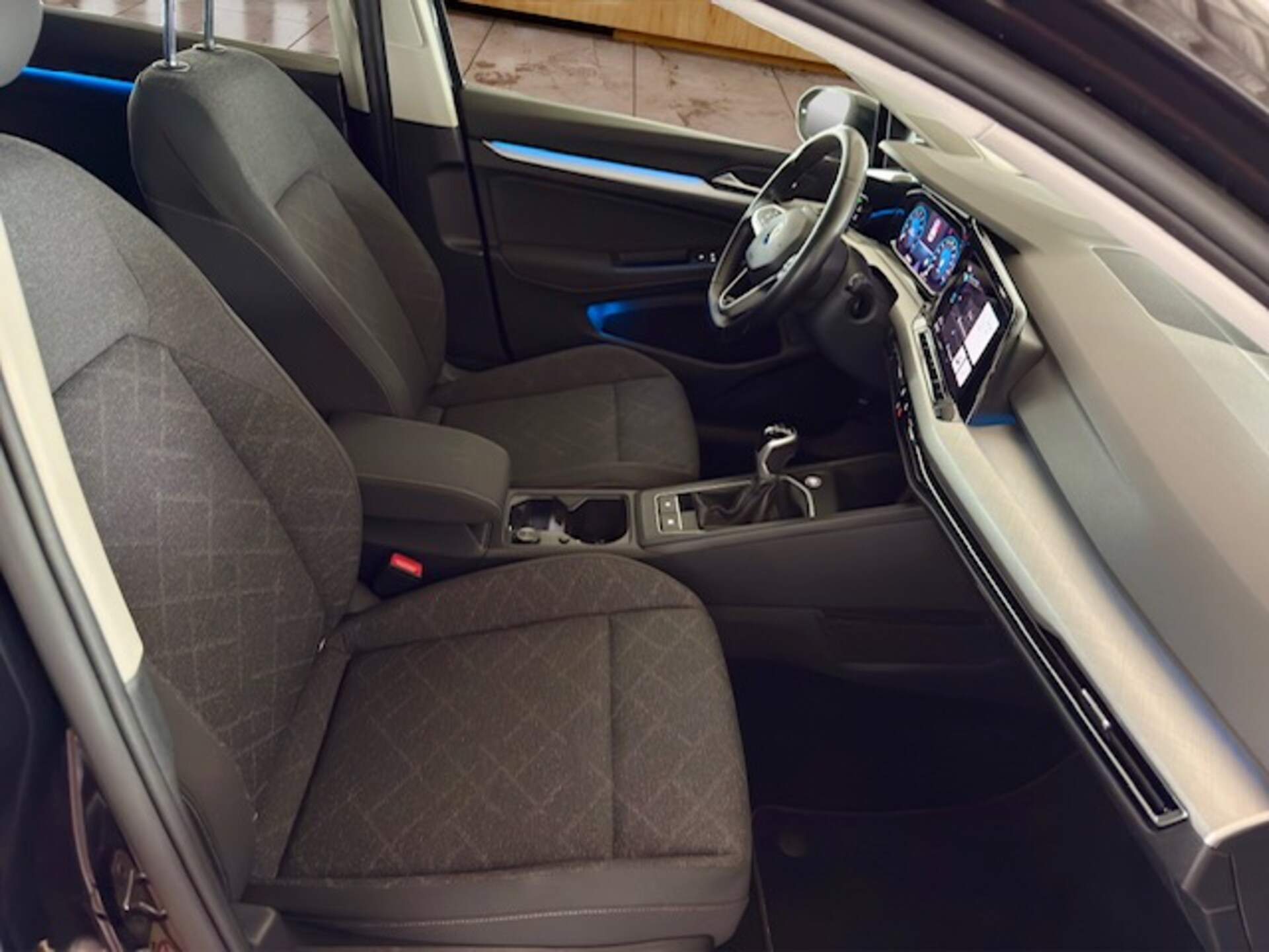 Volkswagen Golf Life