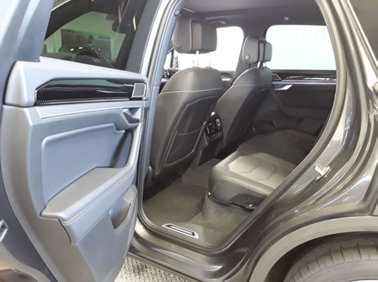 Volkswagen Touareg – Bild 7