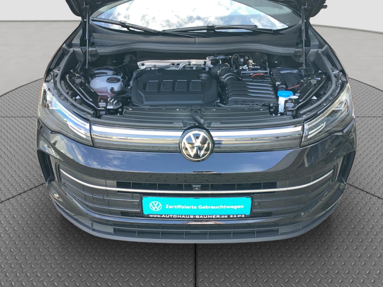 Volkswagen Tiguan – Bild 9