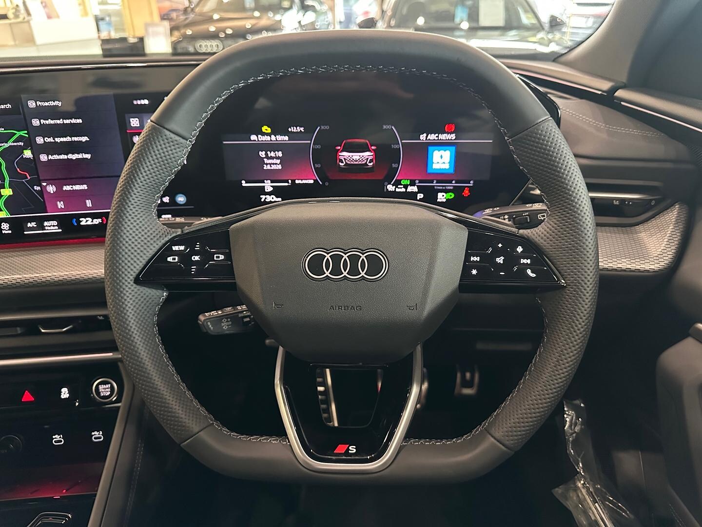 Image about Audi Q5 SUV TDI quattro 150 kW sport