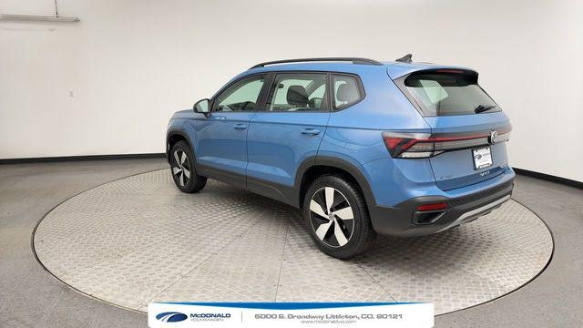 2025 Volkswagen Taos