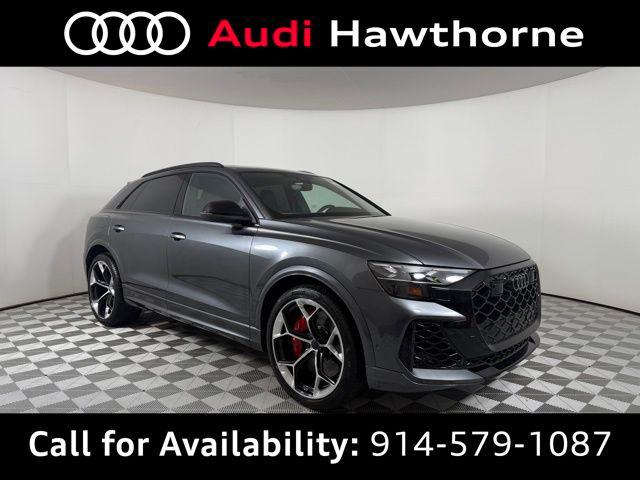 2026 Audi RS Q8 -'s photo