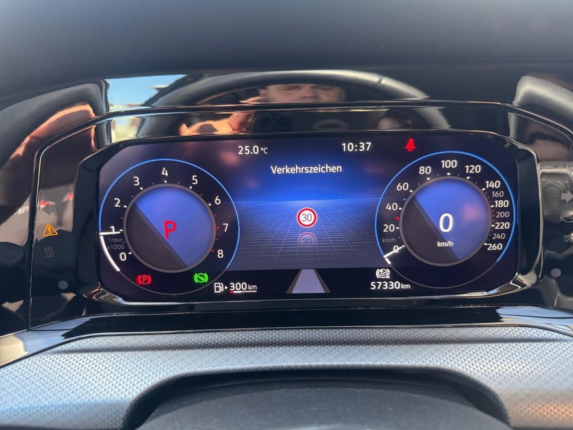 Volkswagen Golf Active