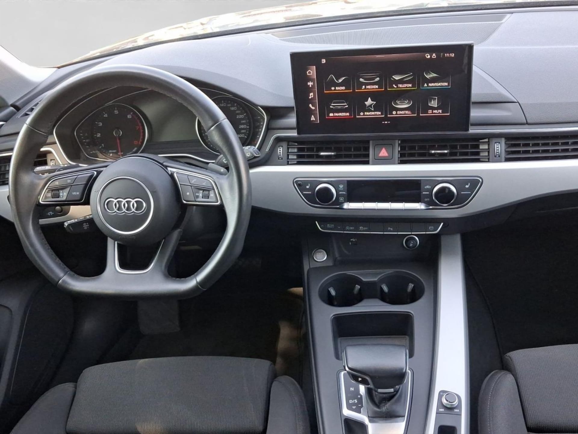 Audi A4 Avant S line