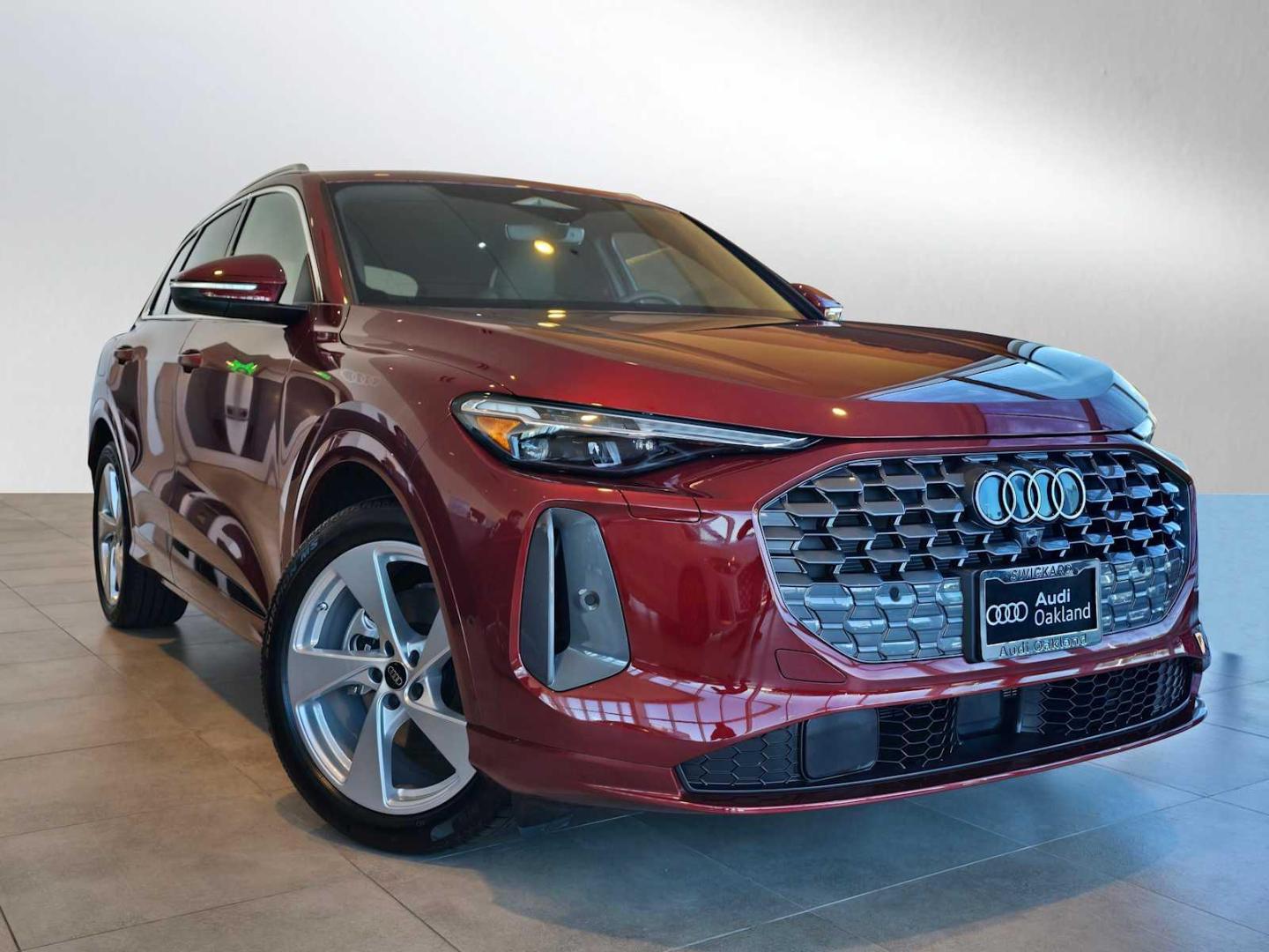 2025 Audi Q5 40 Prestige's photo