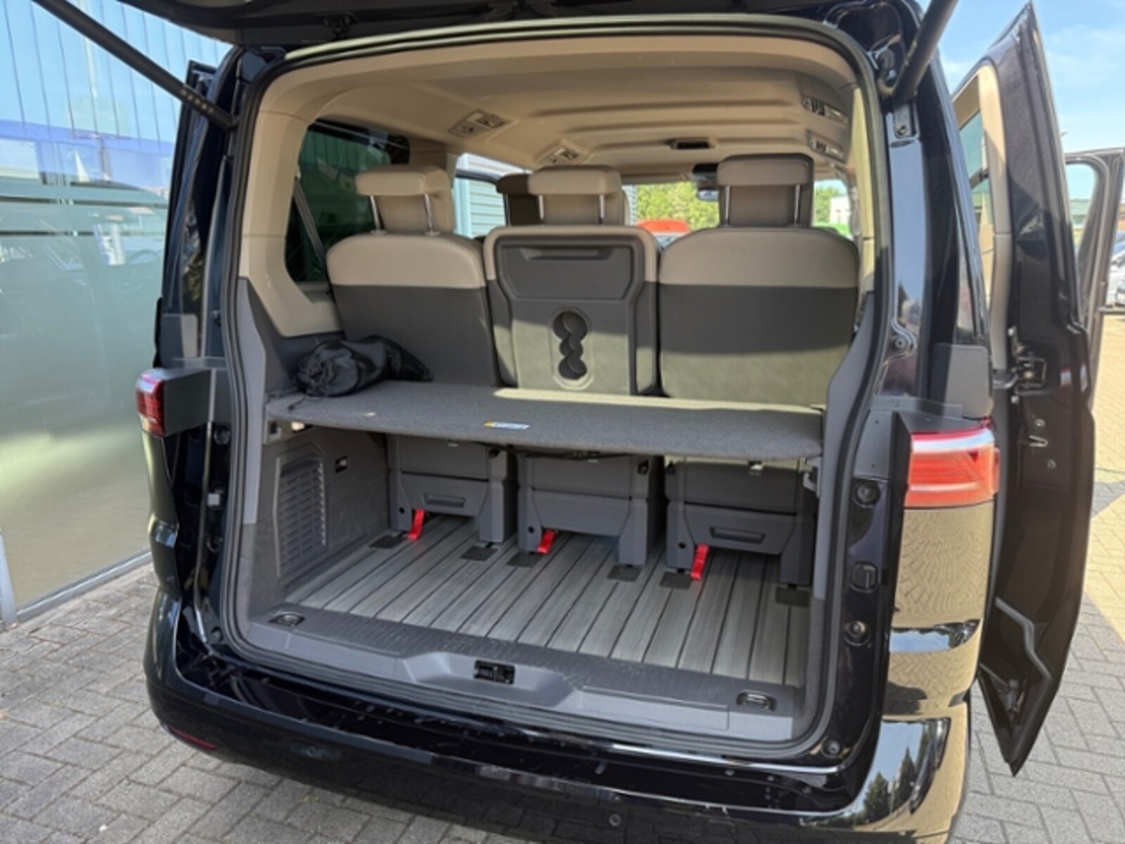 Volkswagen Multivan Langversion – Bild 17