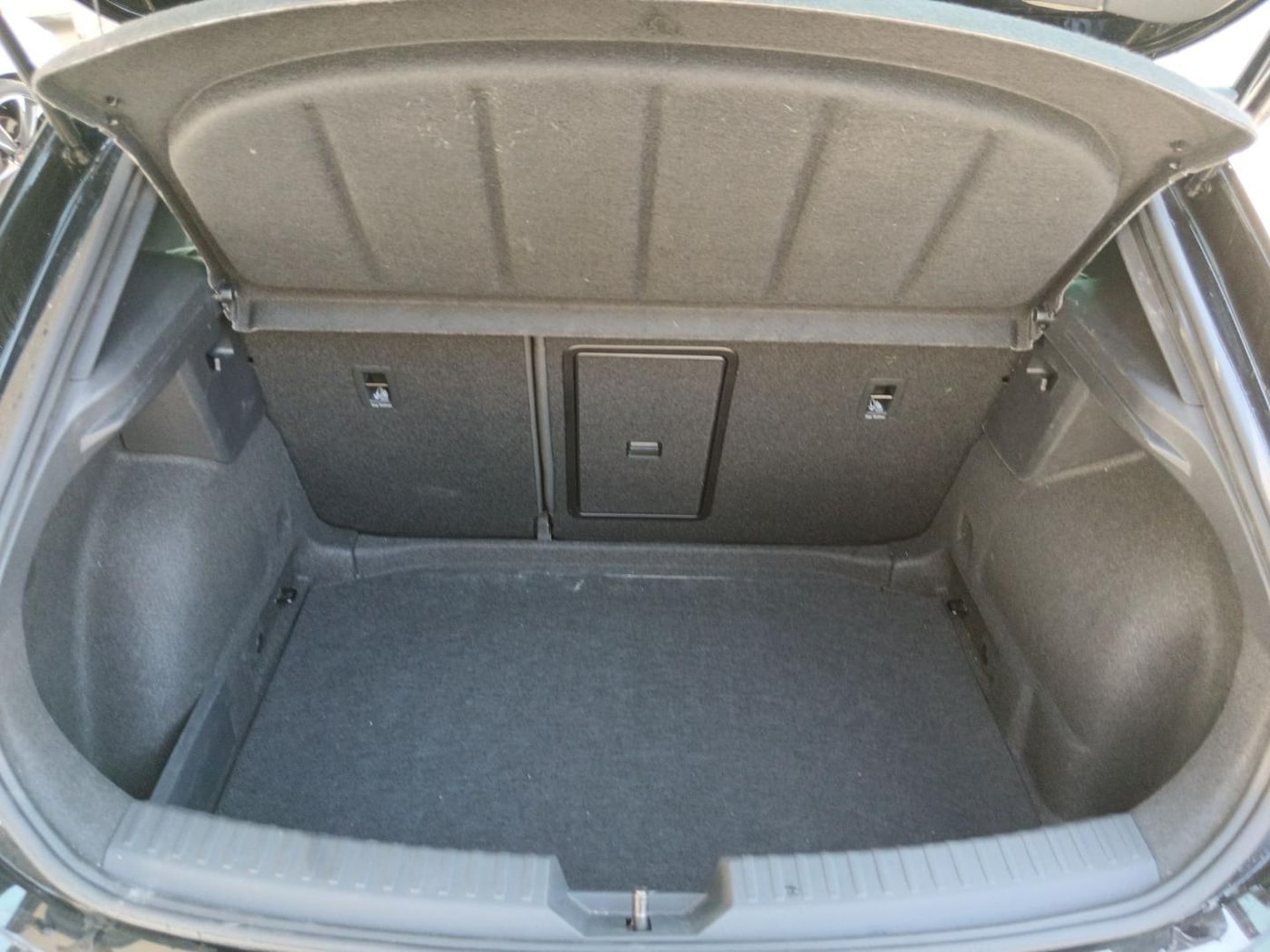 CUPRA Leon León 1.5 eTSI DSG 110 kW (150 CV) — photo 7