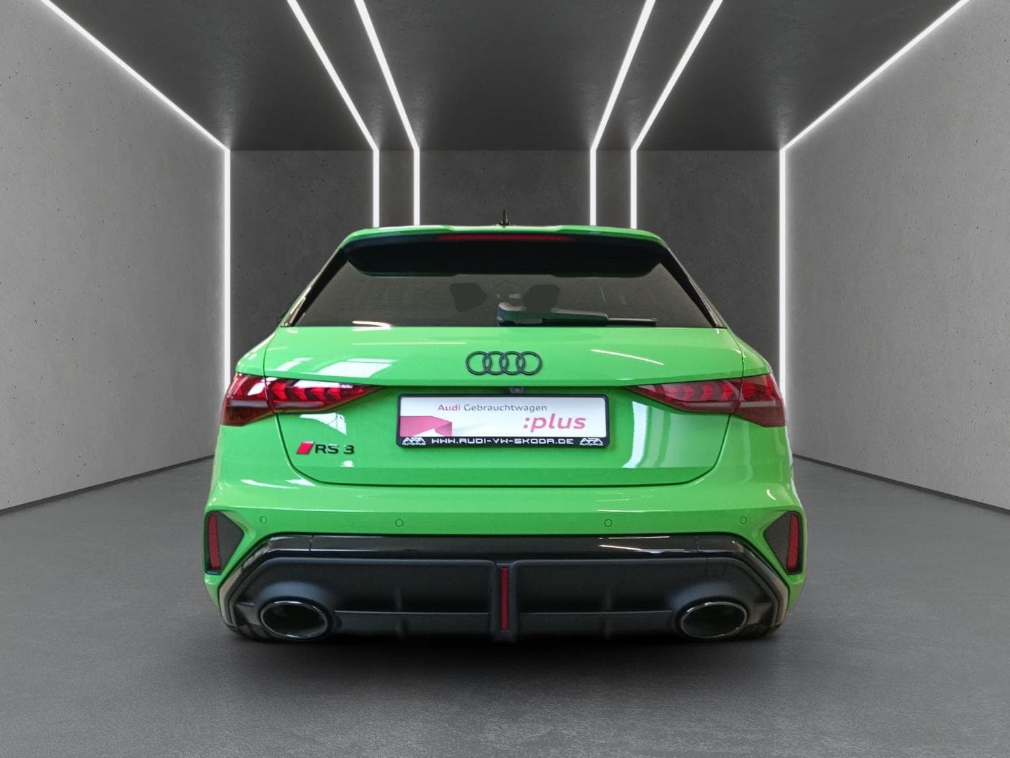 Bild über Audi RS 3 Sportback TFSI quattro 294 kW S tronic - für weitere Informationen kontaktieren Sie den Audi Partner