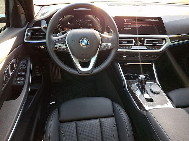 2022 BMW 330i