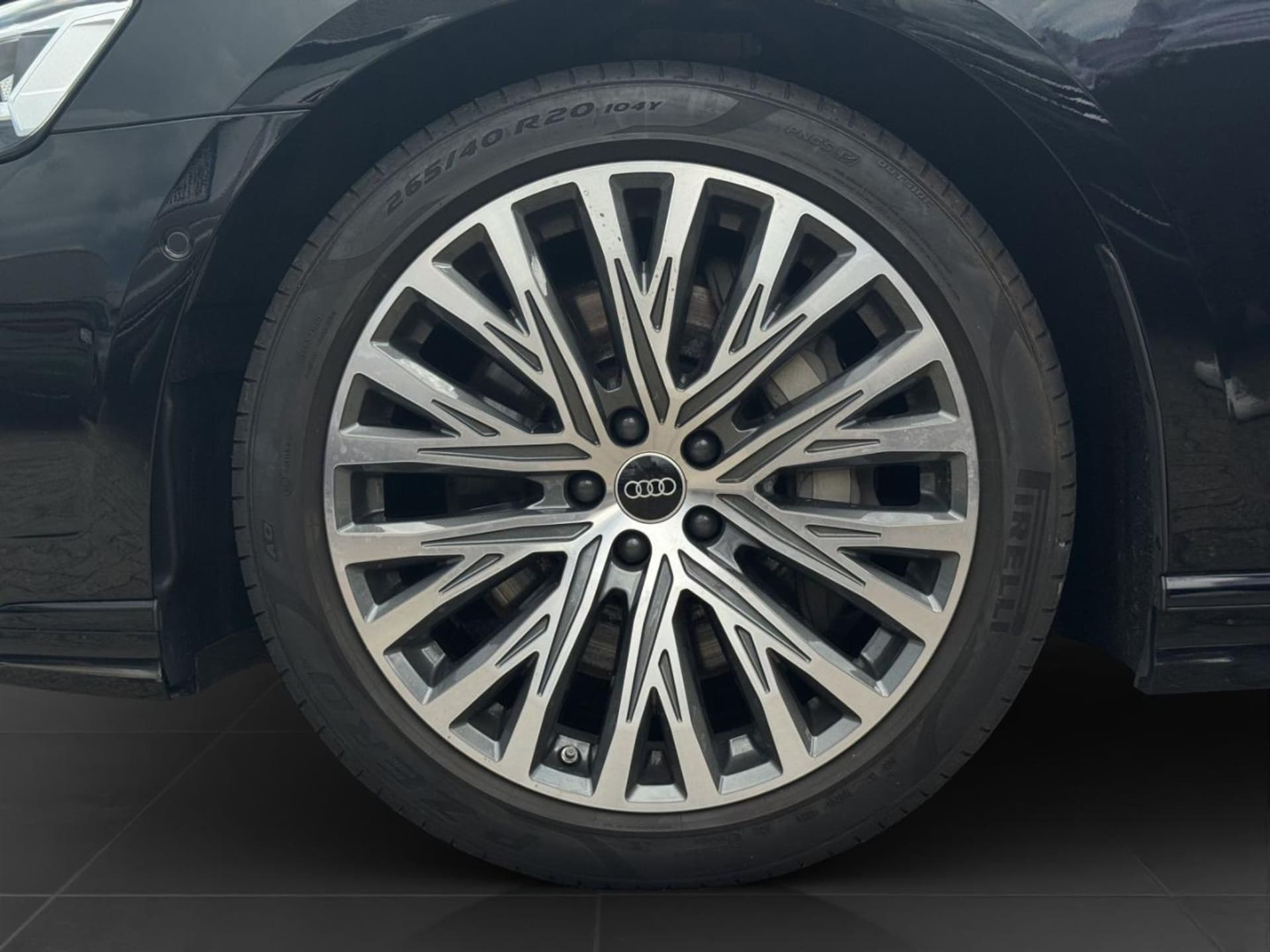 Audi A8