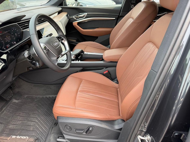 2024 Audi Q8 e-tron