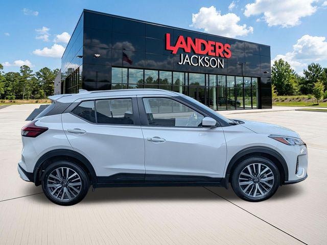 2023 Nissan Kicks