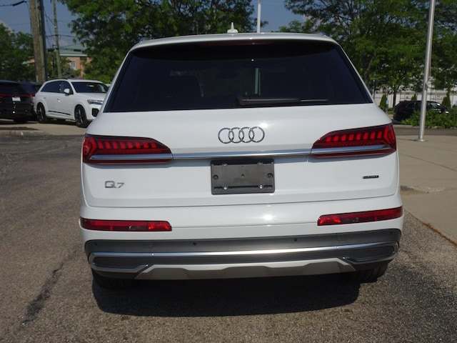 2023 Audi Q7