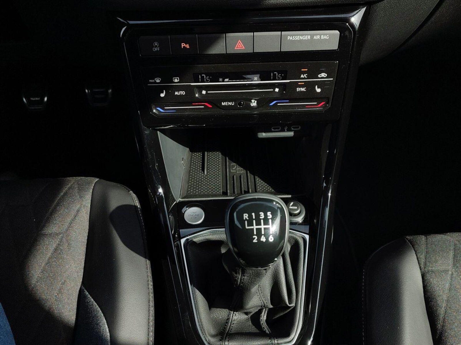 Volkswagen T-Cross – Bild 15