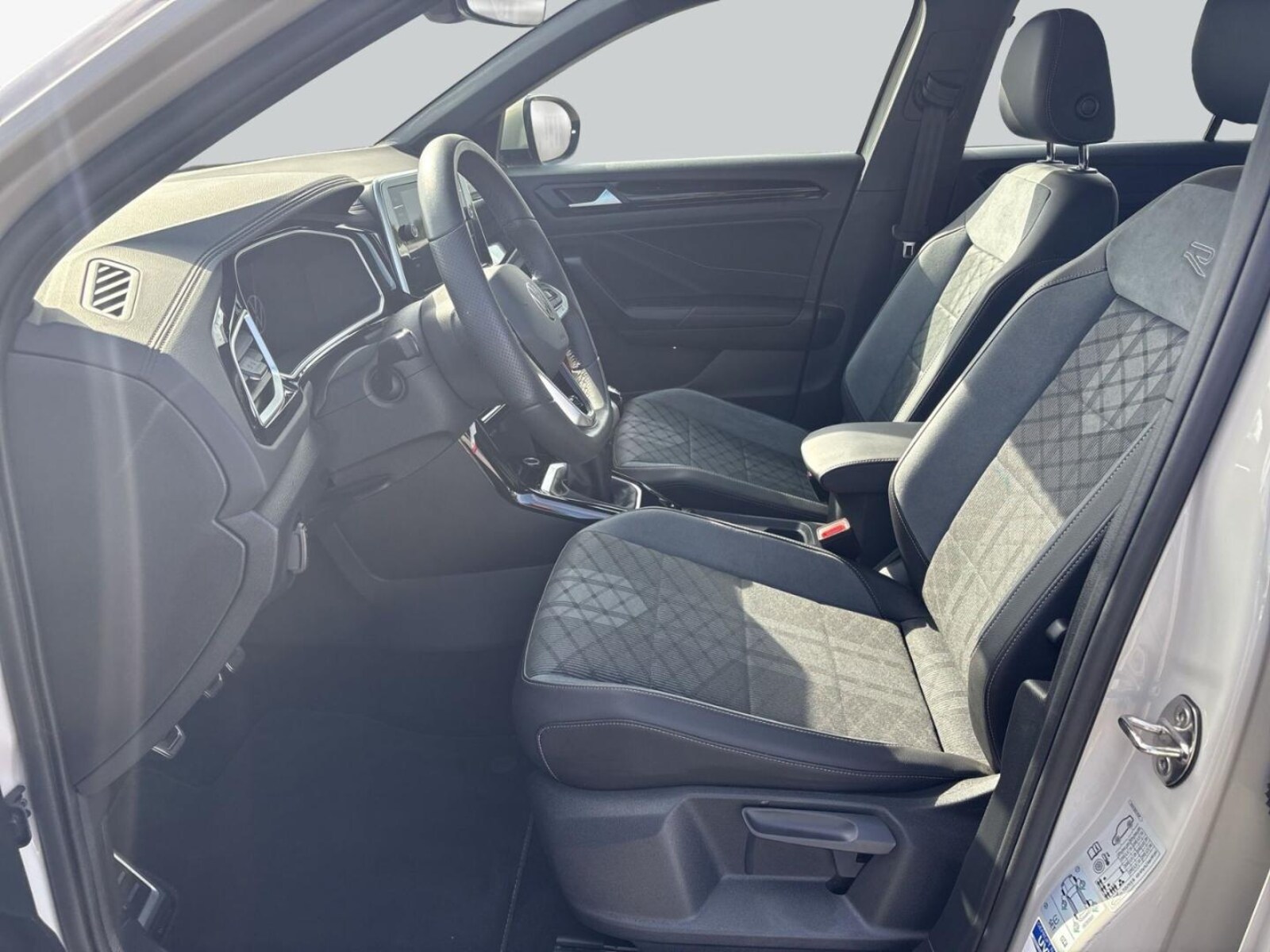 Volkswagen T-Roc – Bild 9