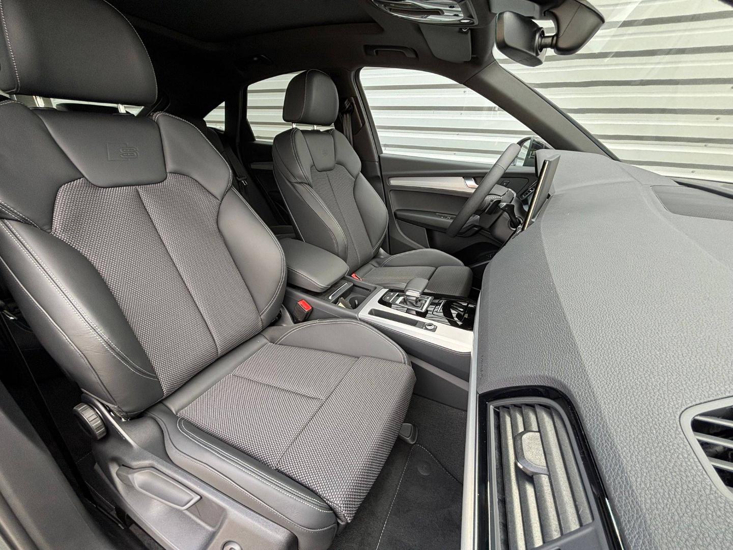 Image about Audi Q5 Sportback TFSI e Black Edition 50 TFSI e Hybride rechargeable quattro220(299)kW(ch)S tronic