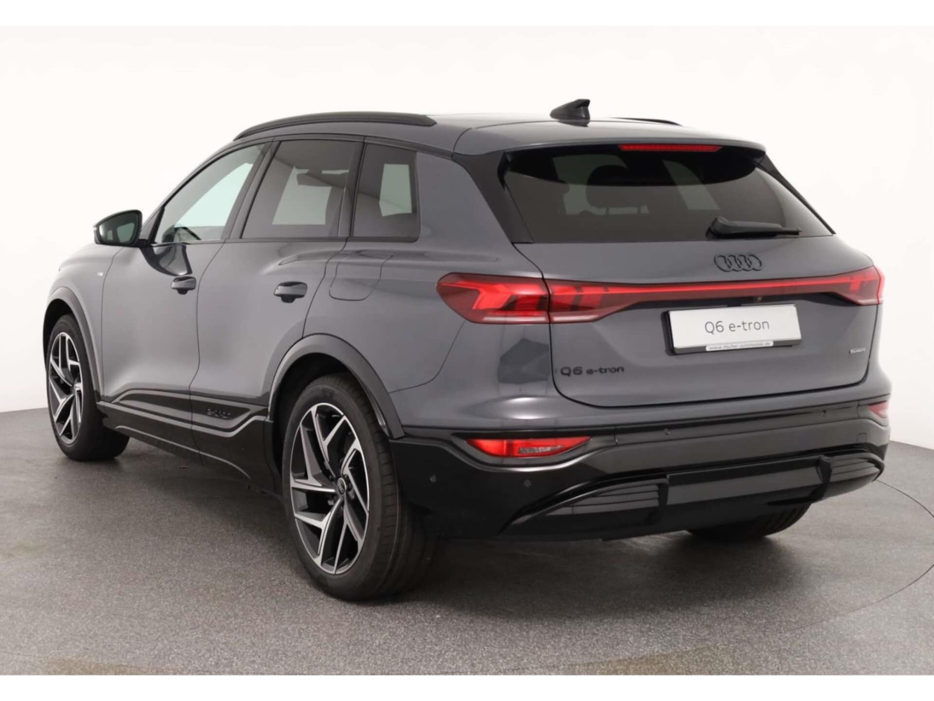 Audi Q6 SUV e-tron
