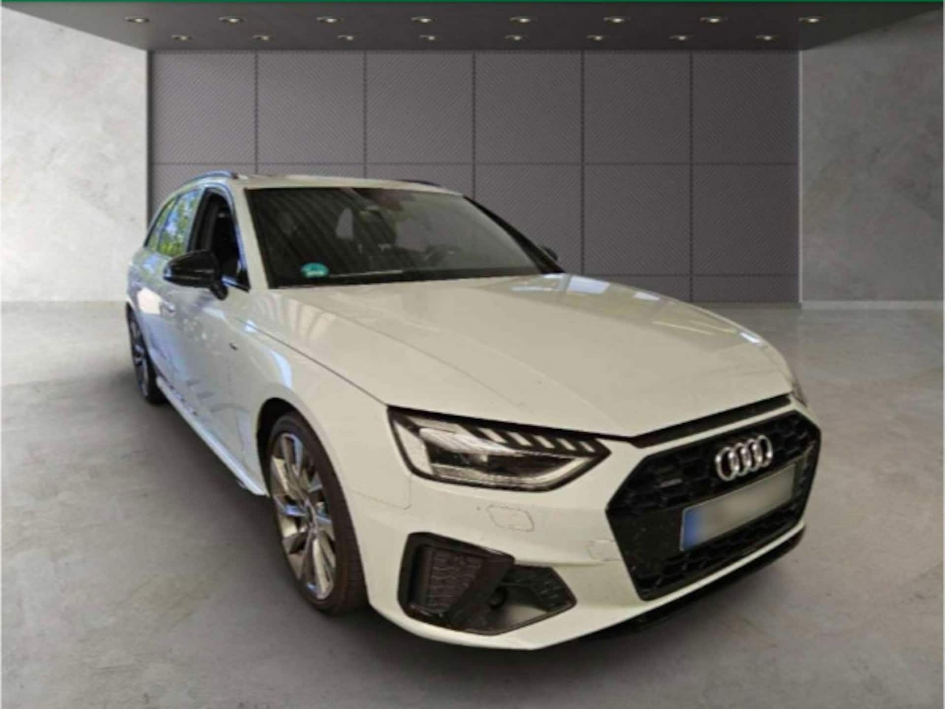 Audi A4 Avant S line