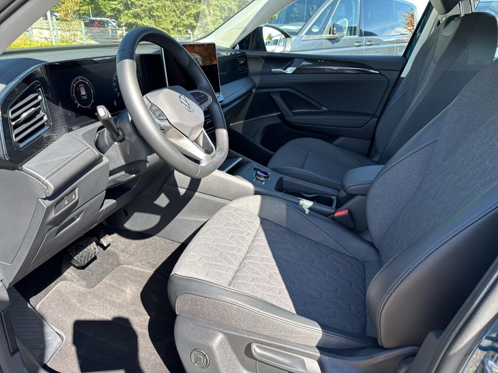 Volkswagen Tiguan – Bild 12