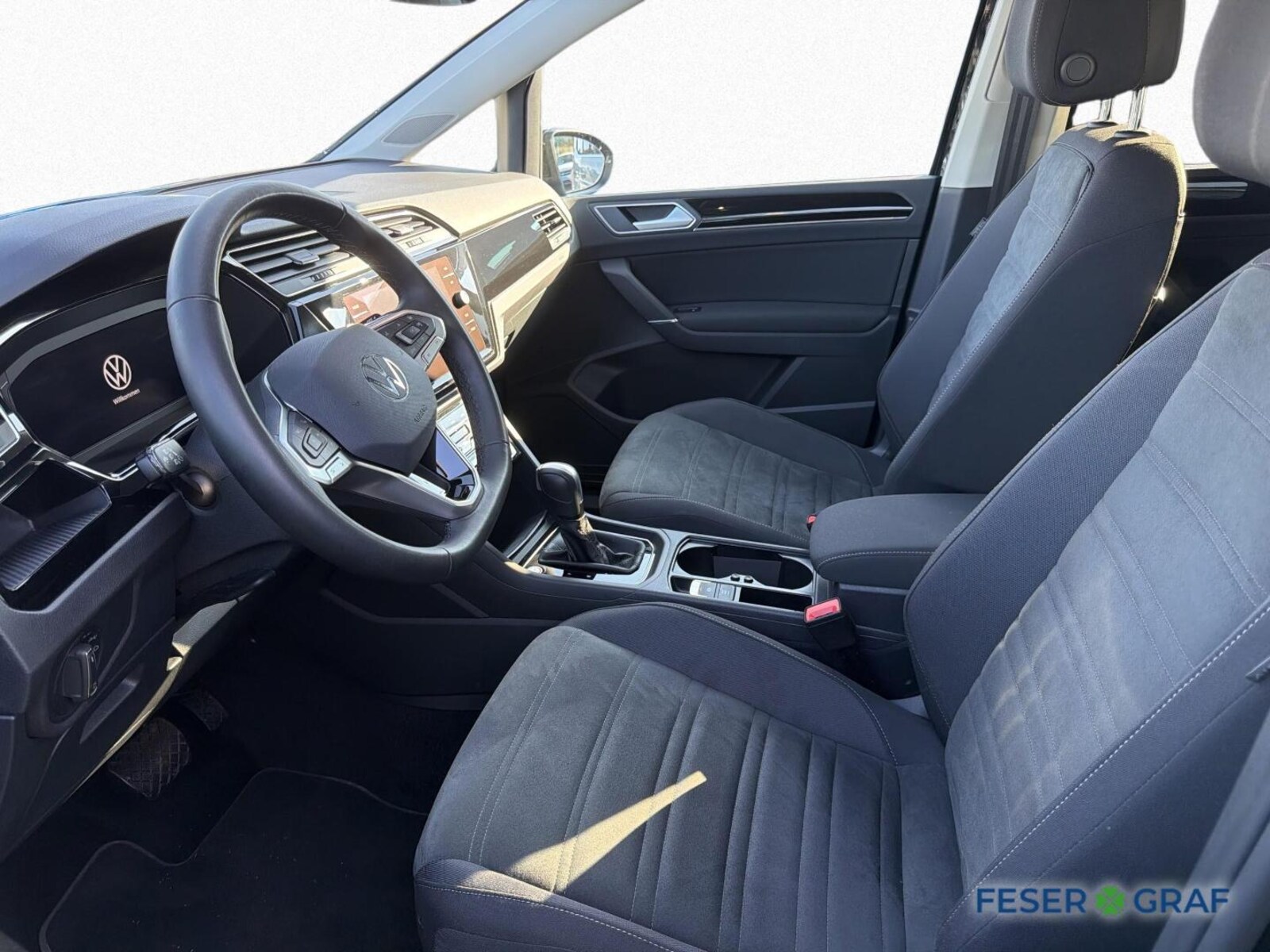 Volkswagen Touran – Bild 10