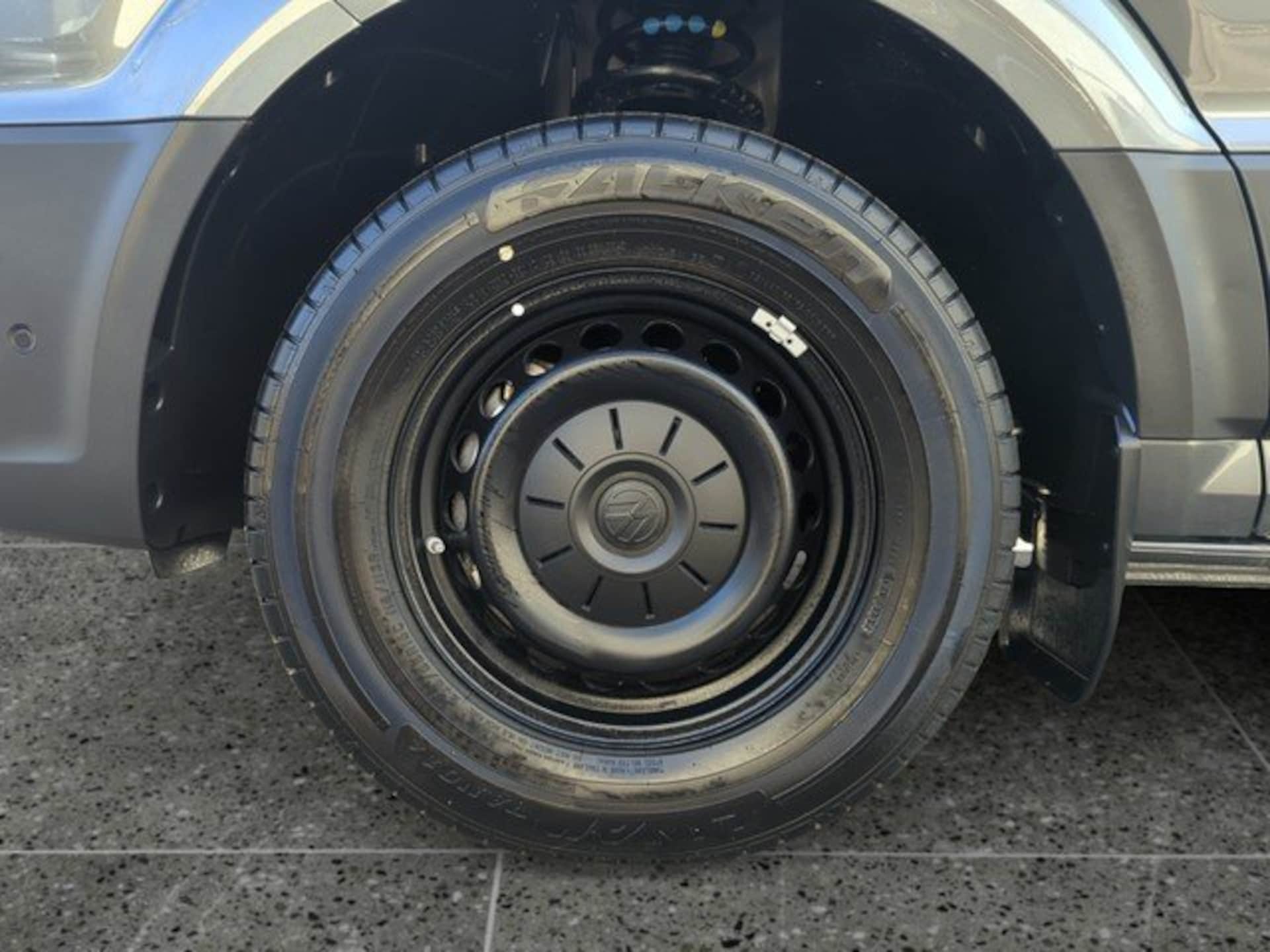 Volkswagen Grand California 600