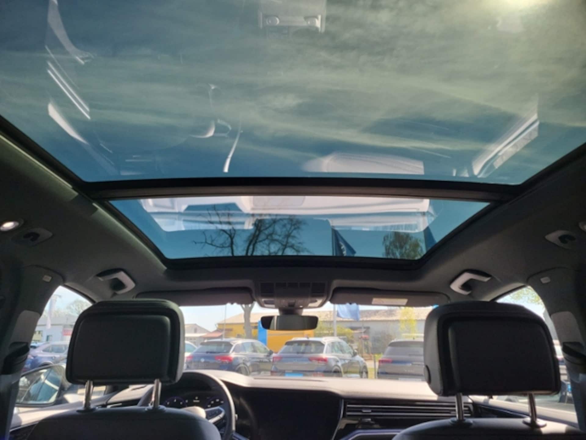 Volkswagen Touareg R-Line