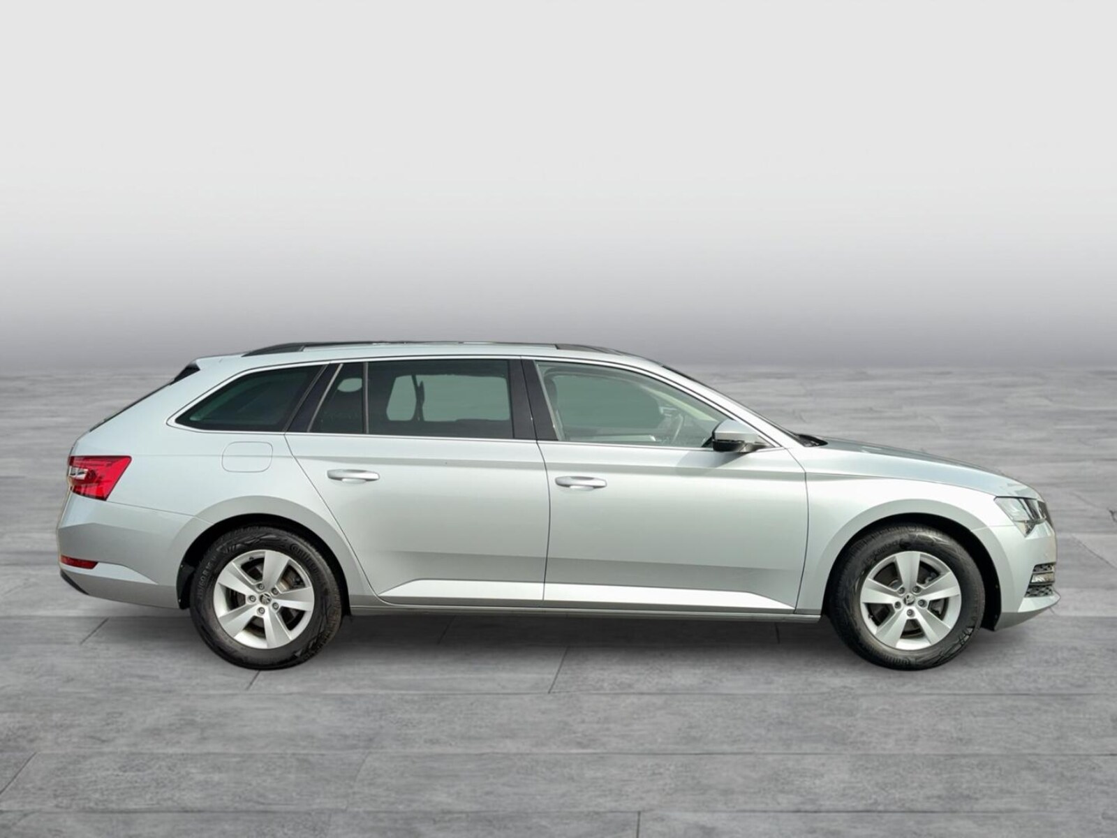 Škoda Superb Combi – Bild 7