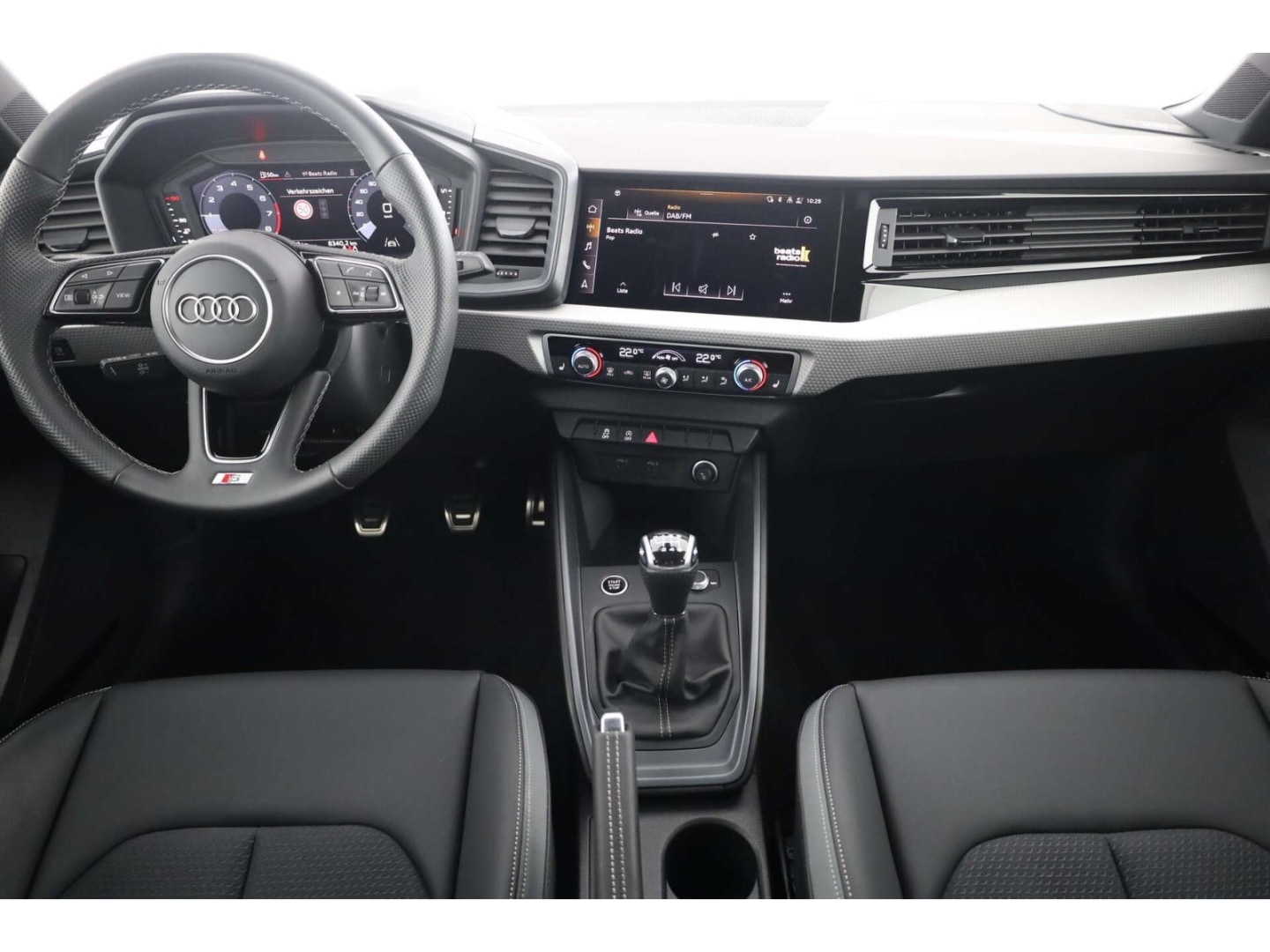 Bild über Audi A1 allstreet 30 TFSI Schaltgetriebe - für weitere Informationen kontaktieren Sie den Audi Partner