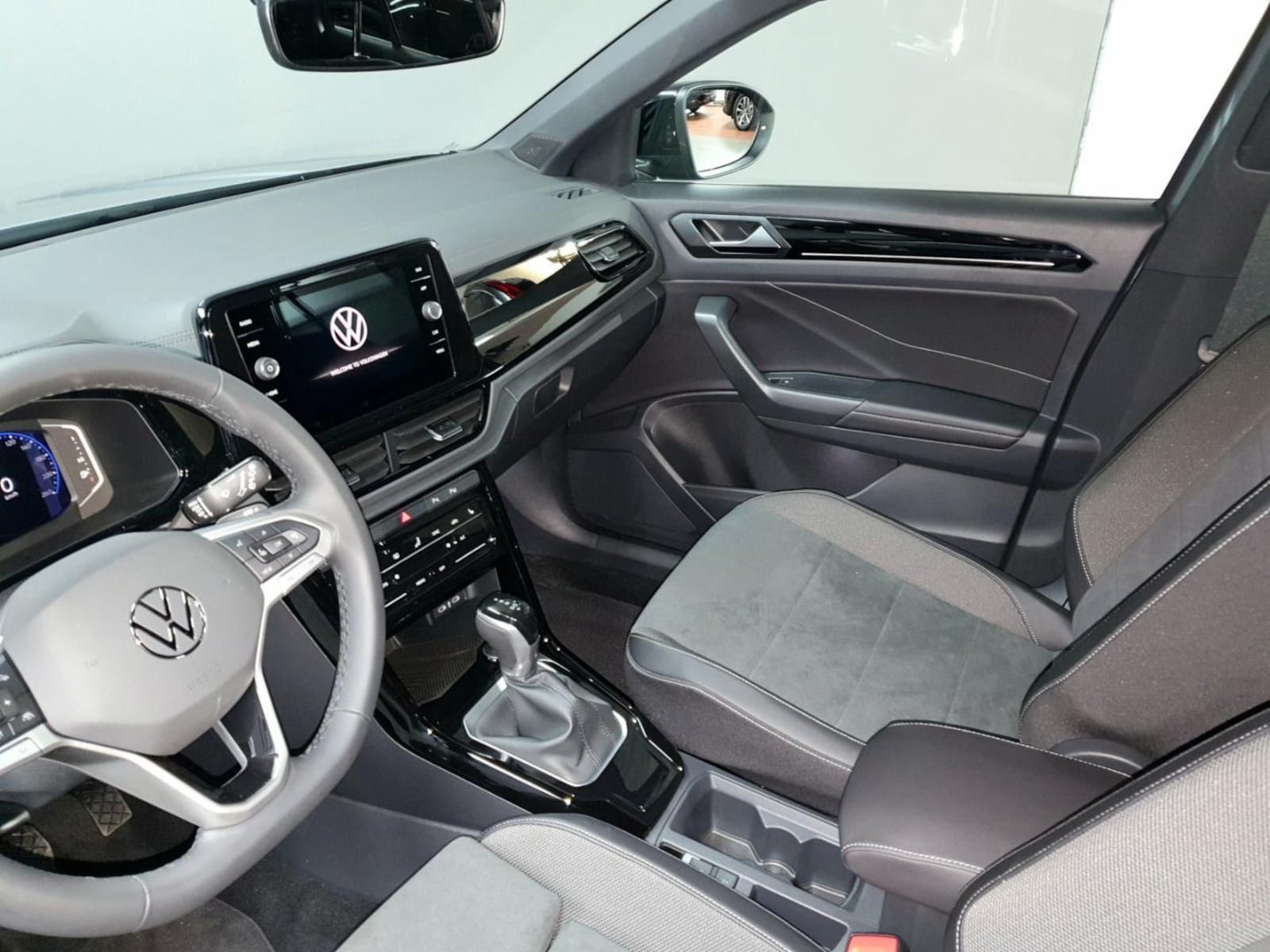 Volkswagen T-Roc – Bild 15