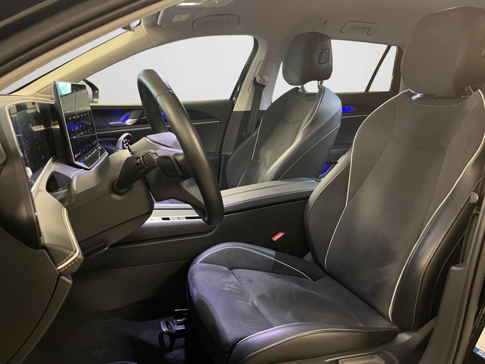 Volkswagen Passat – Bild 12