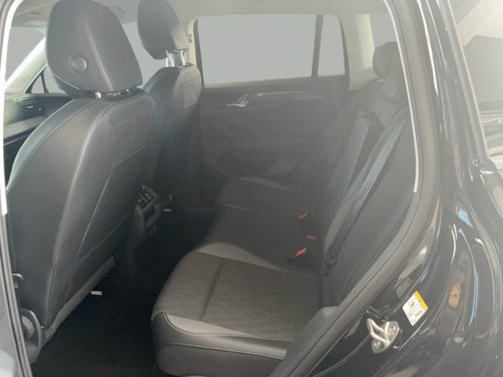 Volkswagen Tiguan – Bild 13