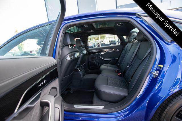 2025 Audi S8 Base - Photo 29