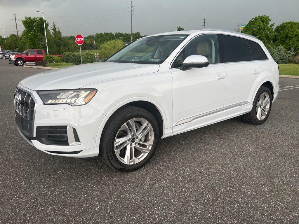 2023 Audi Q7 55 Premium Plus quattro Tiptronic's photo