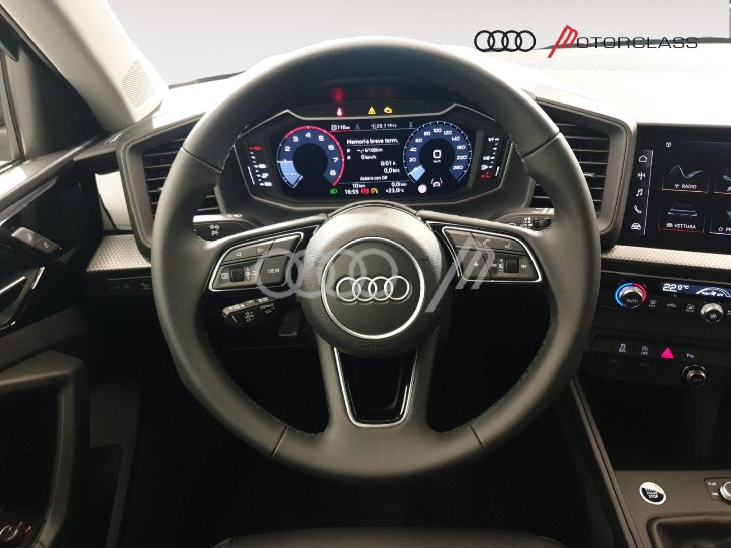 Immagine di Audi A1 allstreet Identity Contrast 30 TFSI 85 kW (116 CV) 6-marce - Vista: for more details contact your dealer