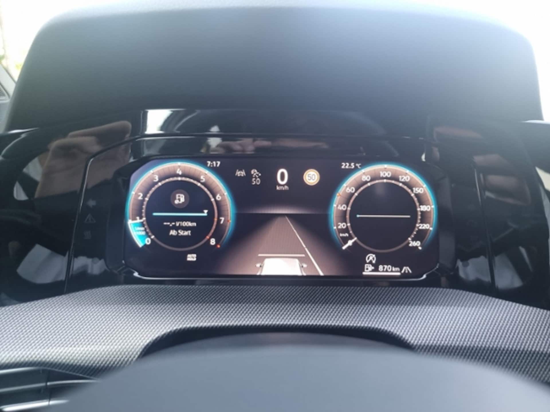 Volkswagen Golf R-Line