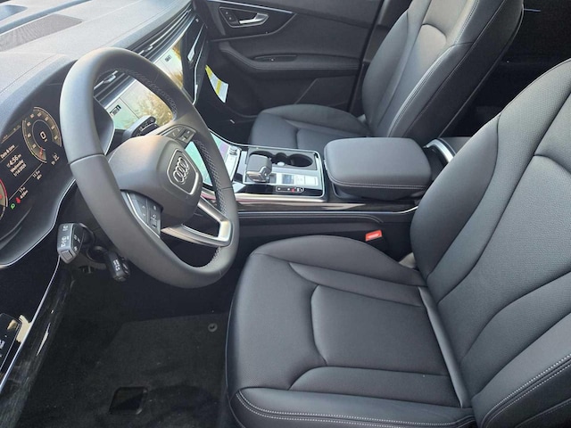 2026 Audi Q7 Premium Plus - Photo 8